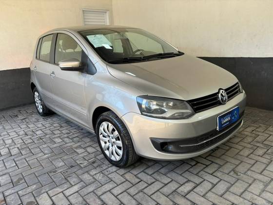 VOLKSWAGEN FOX 1.0 MI 8V FLEX 4P MANUAL VOLKSWAGEN FOX 1.0 MI 8V FLEX 4P MANUAL